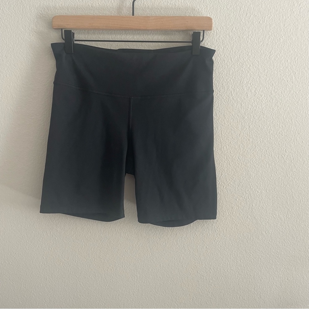 GAP Women's Black Bike Shorts